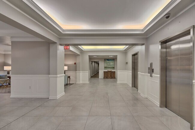 Building Photo - Modern Luxury Condo in Middleborough – Rec...