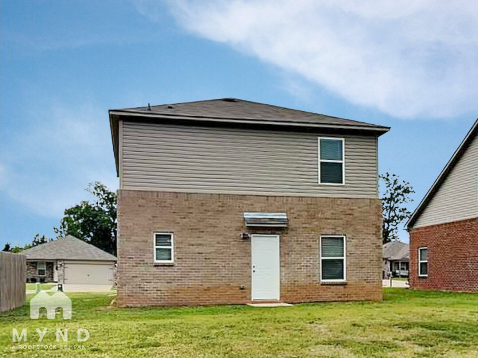 Building Photo - 803 The Heights Ln