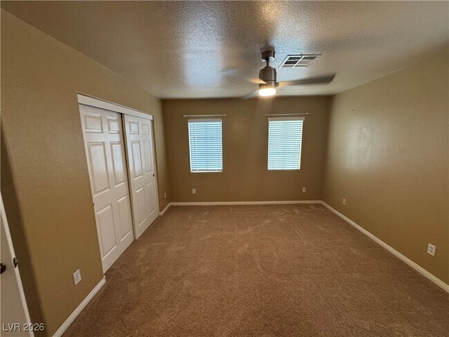 Building Photo - 332 Glistening Cloud Dr