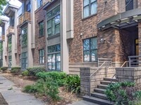 Building Photo - Modern 1BR/1BA in First Ward – Walk to Parks, Dining & Entertainment