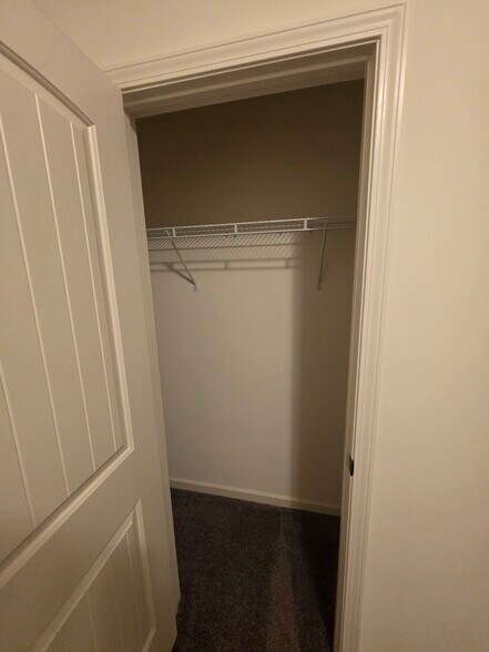CLOSET - 123 Duncan Farm Dr NW