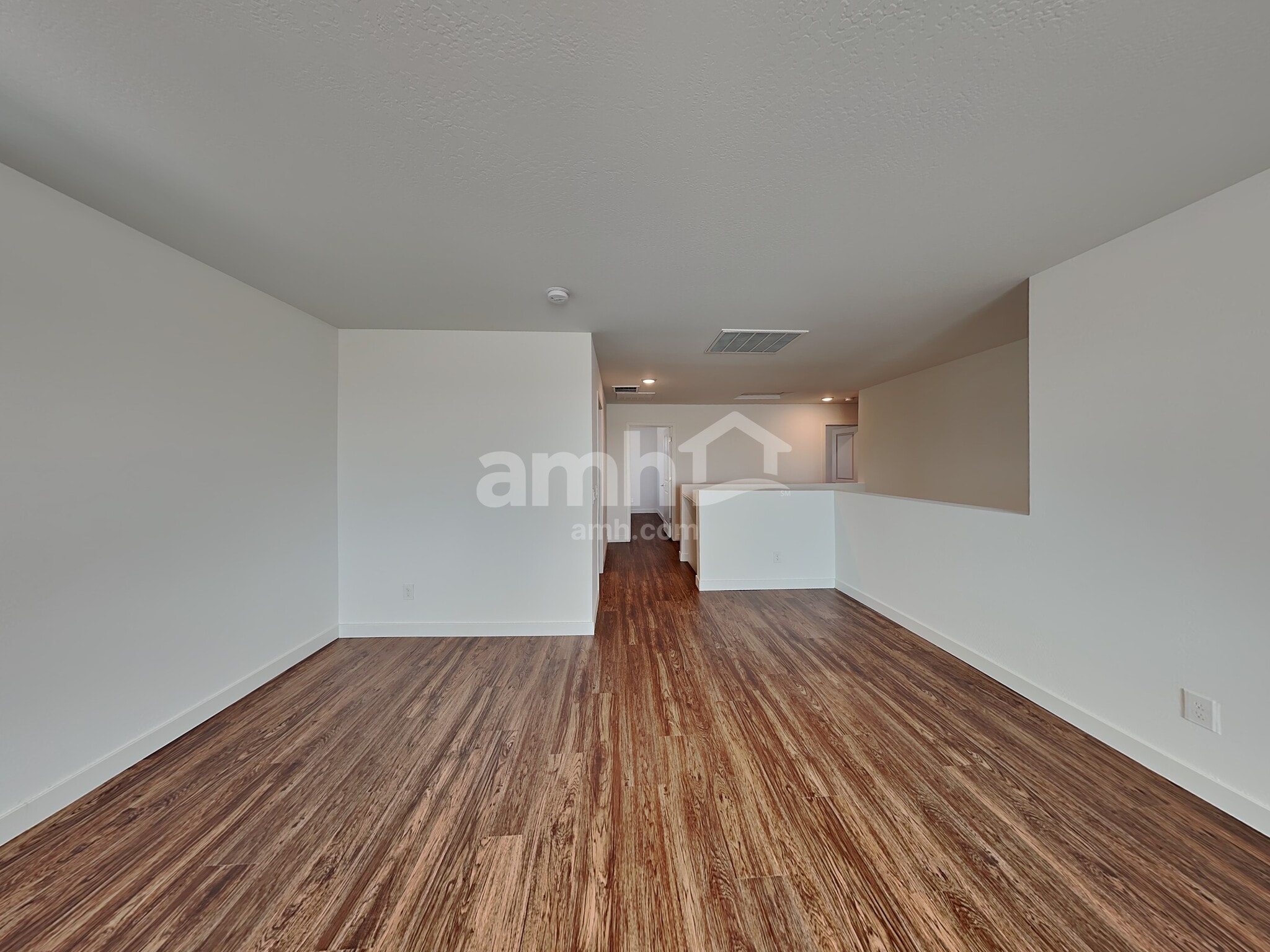 Building Photo - 4308 S 105th Dr