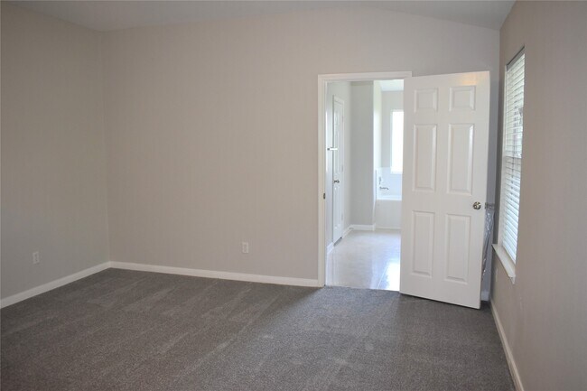 Building Photo - 19207 Cedarsham Ln