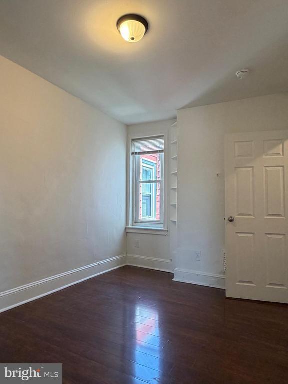 Building Photo - 2667 N Napa St