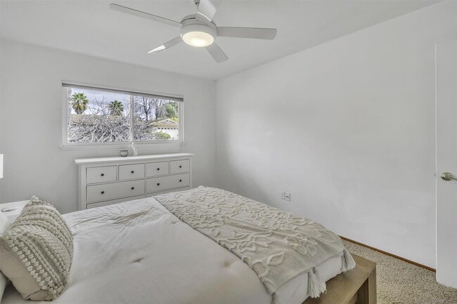 Building Photo - FULLY FURNISHED Mid-Century Modern 3 Bed R...