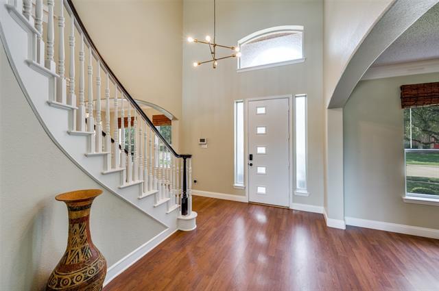 Building Photo - 9610 Windy Hollow Dr