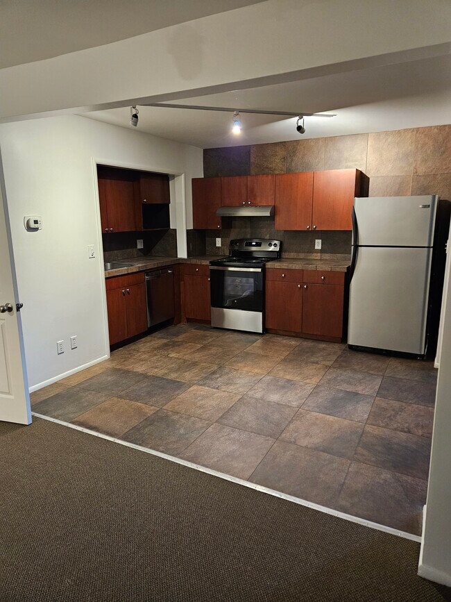 Primary Photo - 4110 W Burbank Blvd