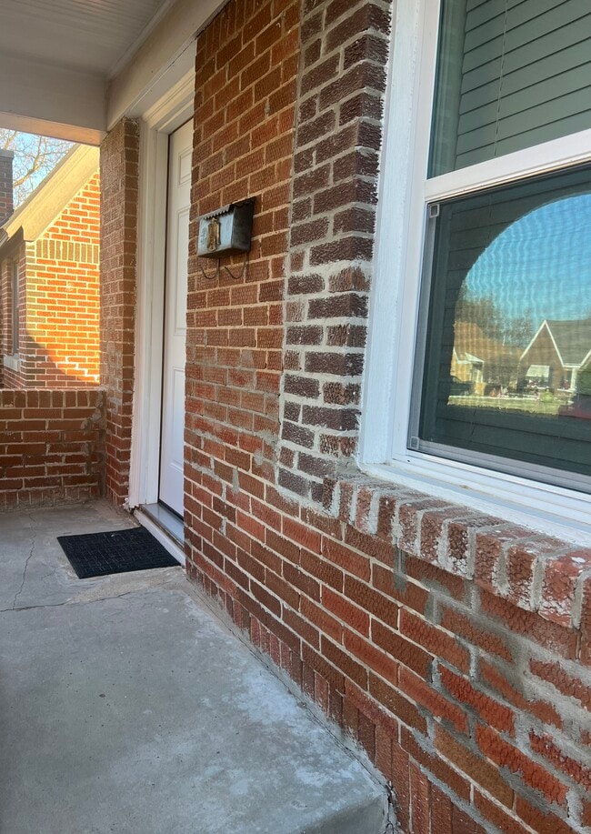 Building Photo - 2534 NW 21