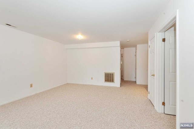 Building Photo - 1428 Westgate Dr