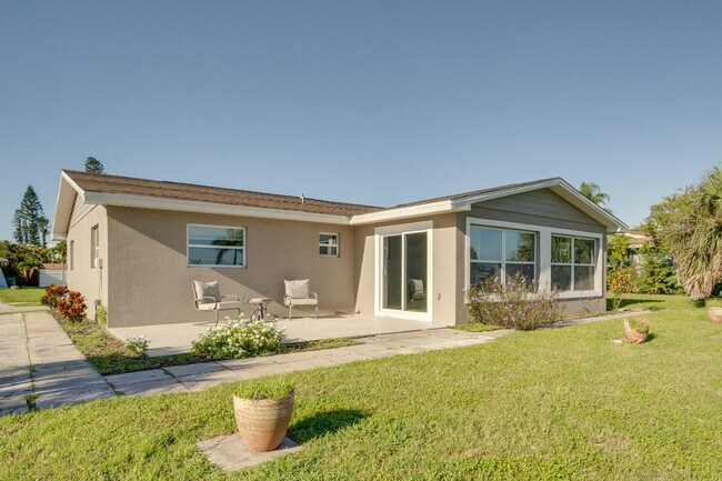 Building Photo - 6372 Otis Rd