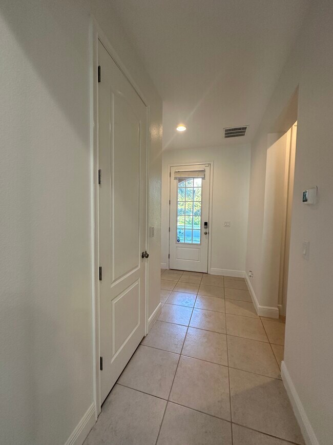 Building Photo - 15479 Sugar Citrus Dr