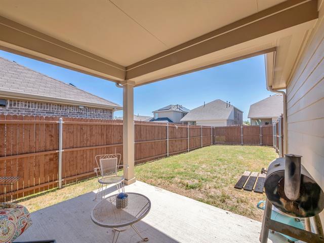 Building Photo - 2913 Meadowlands Dr