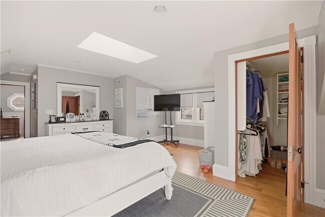 Building Photo - 23 Clinton St