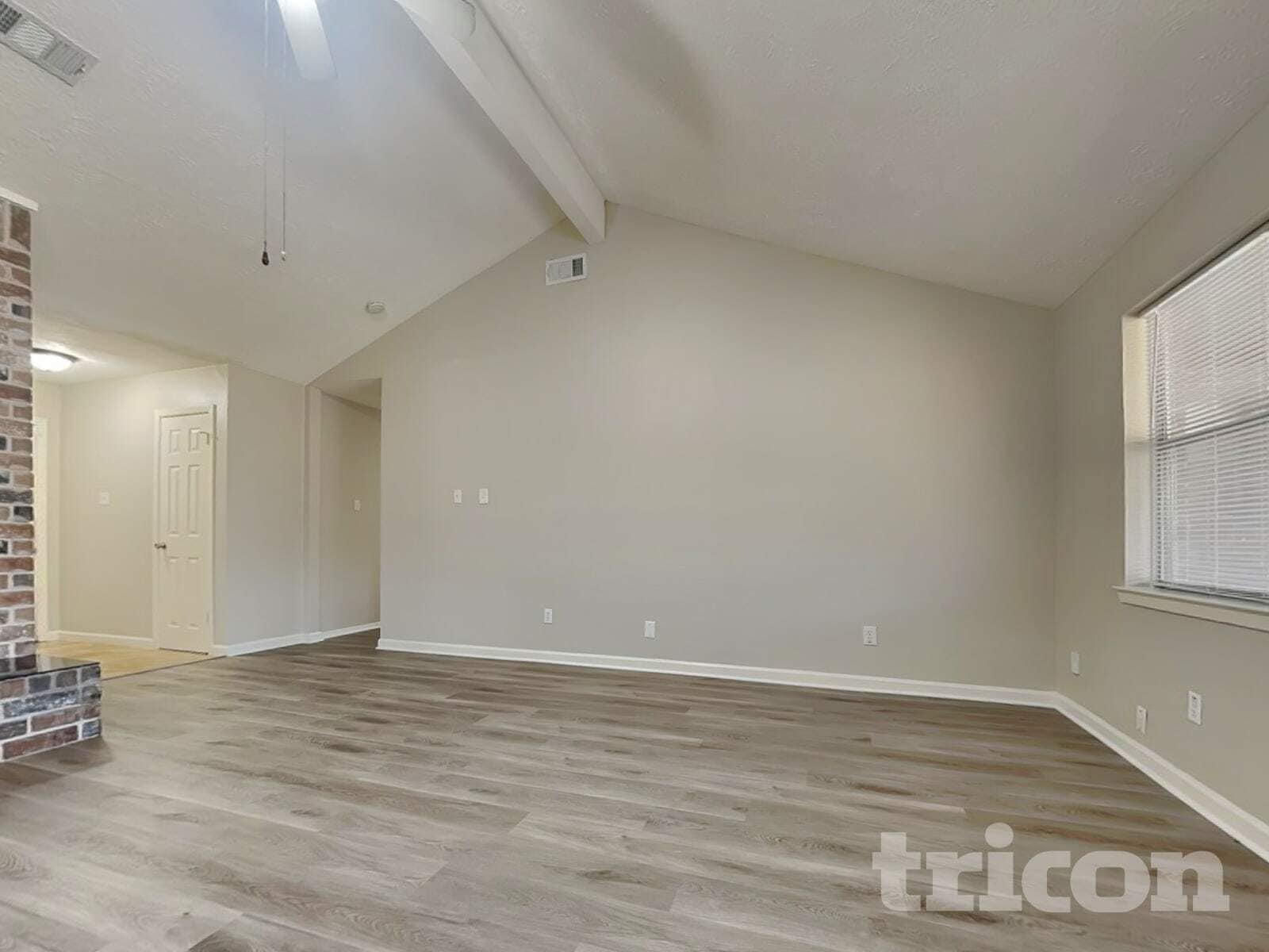 Building Photo - 2047 Lexington Woods Dr