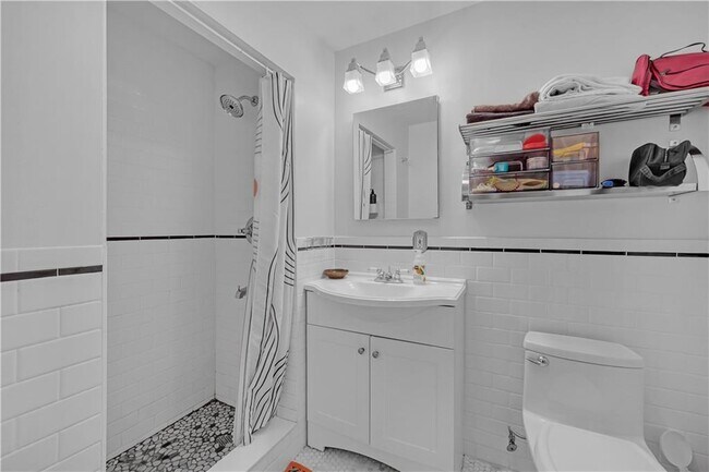 Building Photo - 108 W 130th St