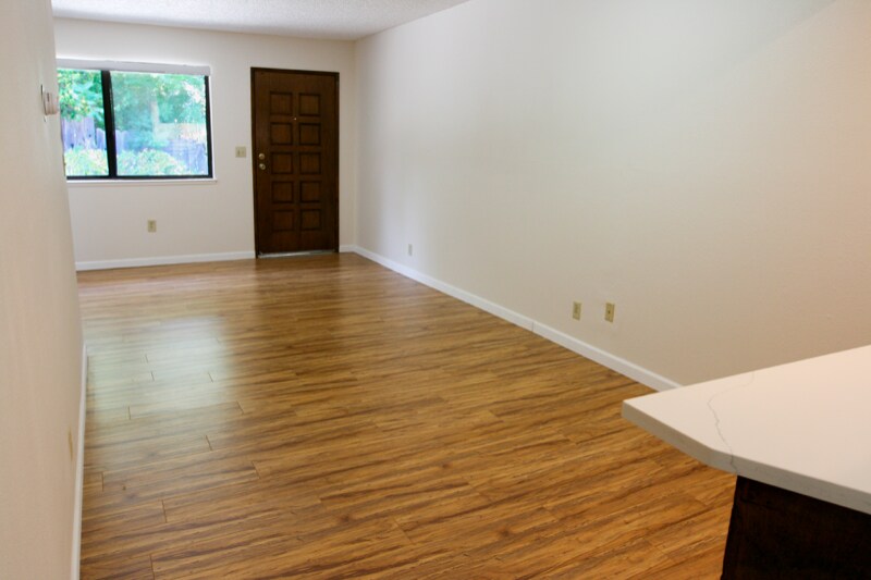 Building Photo - 1519 Farm Bureau Rd