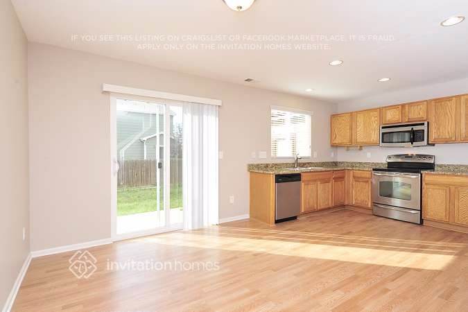 Building Photo - 10125 Hudson Ct