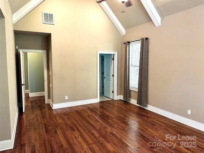 Building Photo - 4642 Gold Finch Drive
