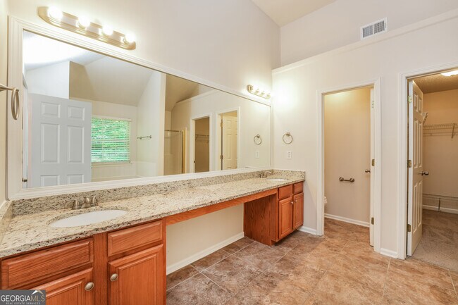 Building Photo - 1902 Boulder Gate Dr