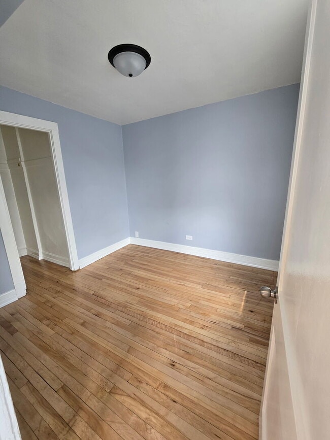 Building Photo - 10758 S Indiana Ave