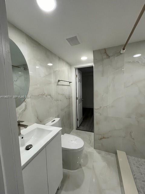 Building Photo - 1852 SW 7th St