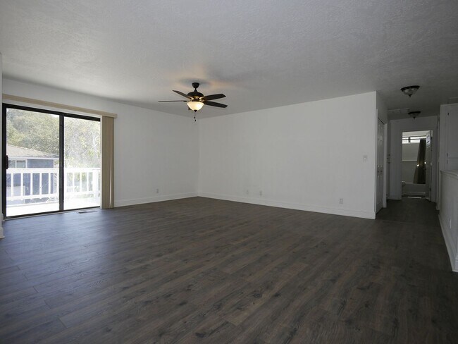 Building Photo - 2503 Hogan Ct