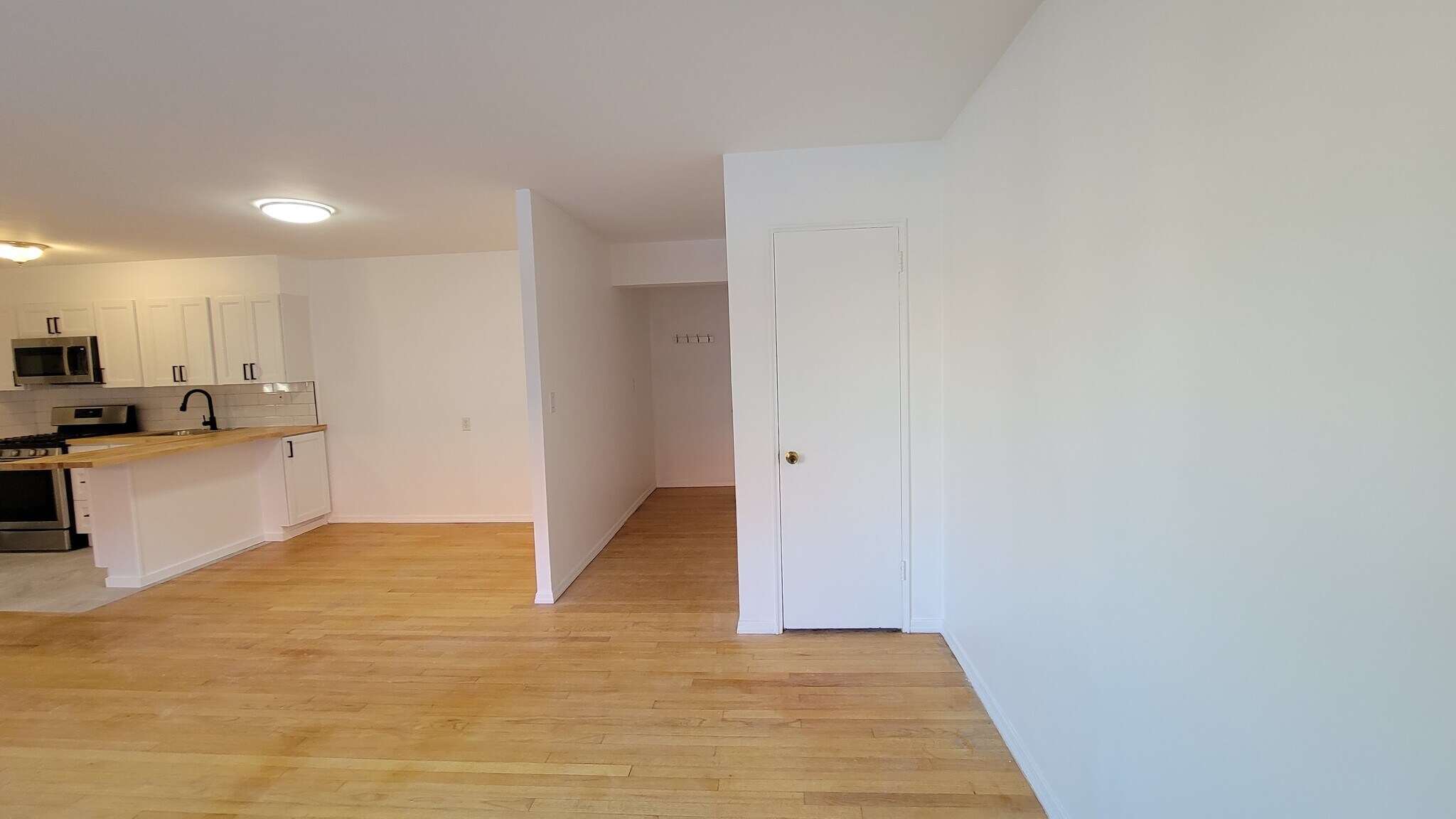 Building Photo - 204 Woodcliff Ave