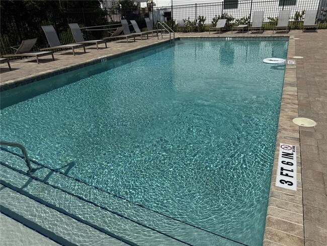 Building Photo - 7489 Stone Crk Trl