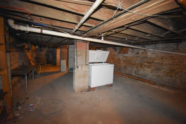 Building Photo - Large Home in Loganton with 1 Car Garage!