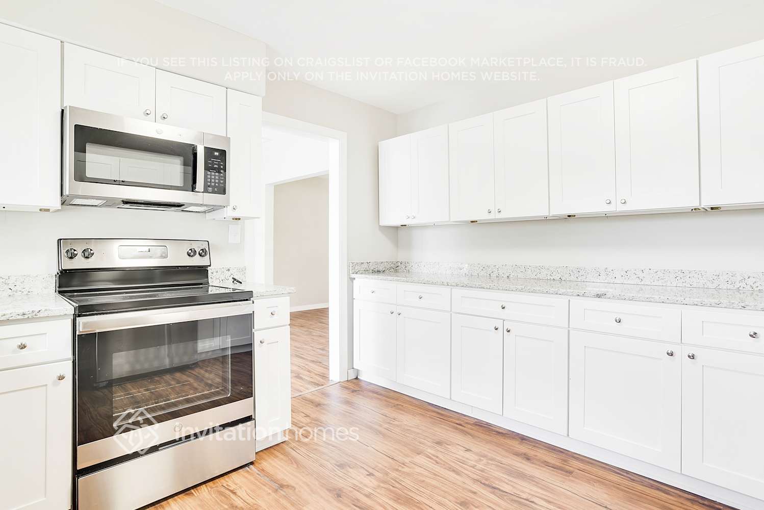 Building Photo - 1115 N Powers Dr