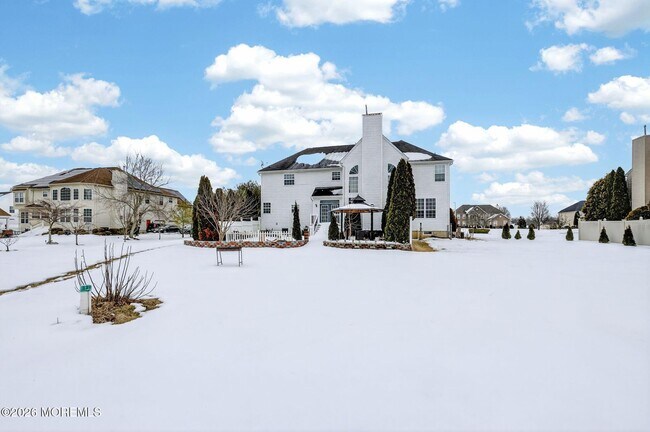 Building Photo - 153 Sandra Way