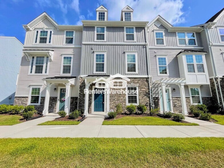 Primary Photo - 4229 Meander Wy