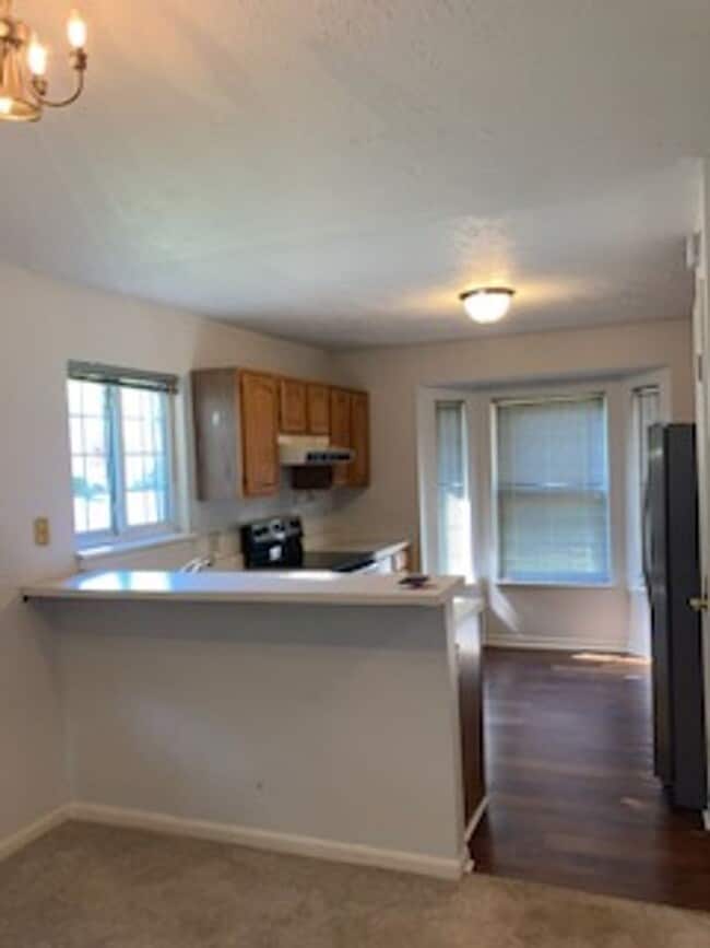 Building Photo - 1116 Viburnum Dr