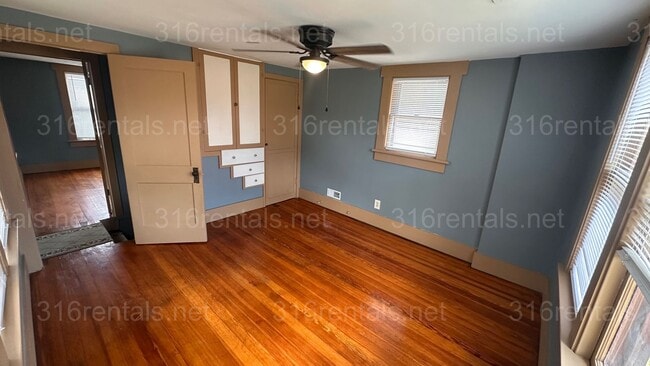 Building Photo - $1595 - 5 bed 2 bath - Single Family Home ...