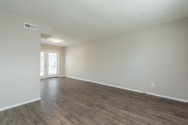 Building Photo - 2520 McMillan St