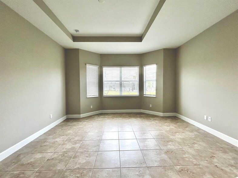 Building Photo - 13590 Spruce Pine Dr