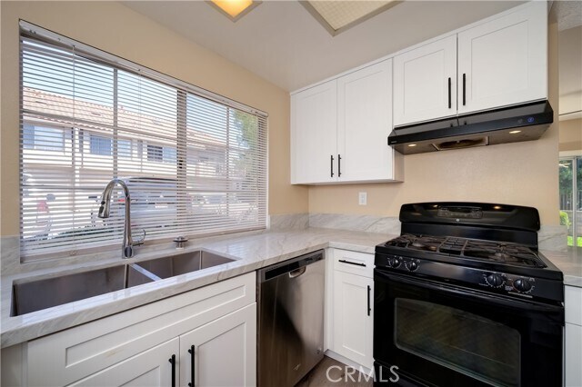 Building Photo - 18901 Canyon Hill Dr