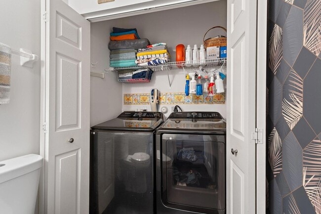 Building Photo - 1101 Beach Rd