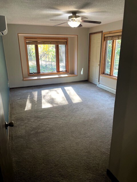 Building Photo - 9901 Runnymeade Ln