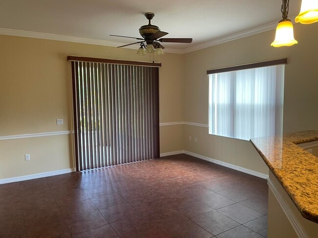 Building Photo - 5079 NW Fiddle Leaf Ct