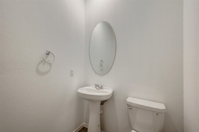 Building Photo - 25414 Katy Gate Ln