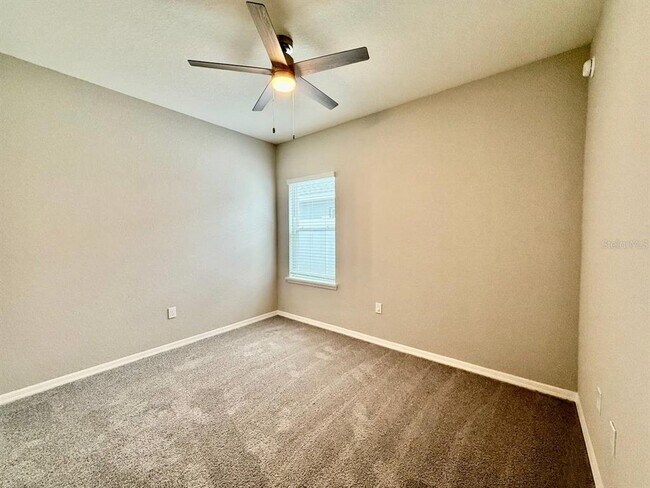Building Photo - 35519 Bellington Blvd