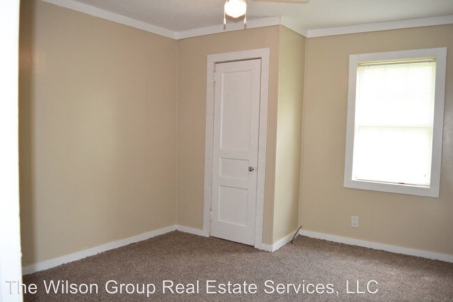 Building Photo - 722 Lena St