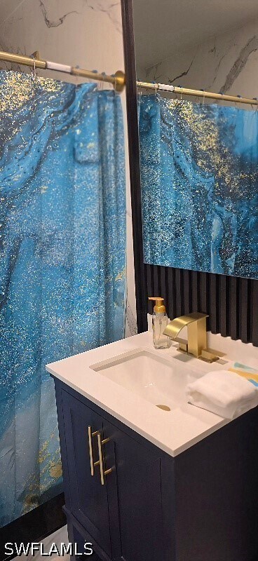 Building Photo - 1118 NE Pine Island Ln