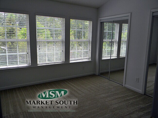 Building Photo - GEORGETOWN - KING GEORGE BOULEVARD