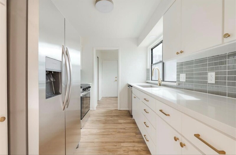 Building Photo - 2827 Indian Creek Blvd