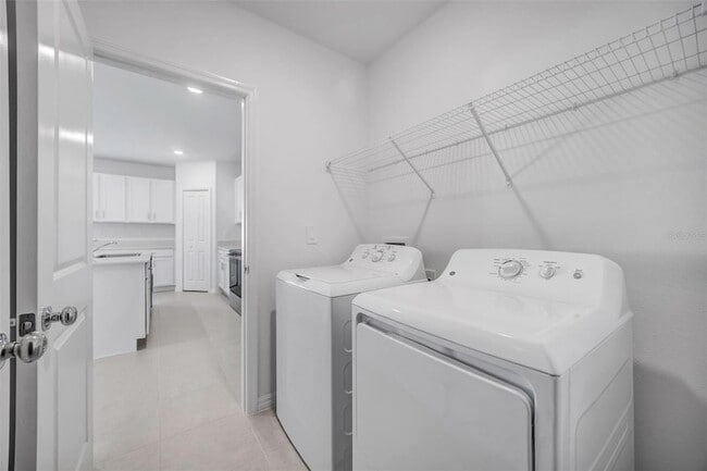 Building Photo - 7751 Abagail Dr