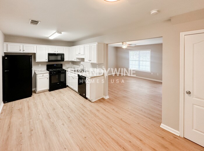 Building Photo - 6417 Harvester Cir