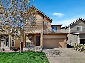 Building Photo - 2323 NW Matteo Dr