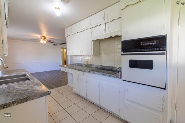 Building Photo - 109 Wood Cir